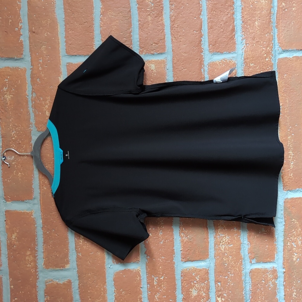 Preowned Carhartt Black Scrub Set (1) top C12110, (2) pairs bottom C52110 - Picture 9 of 14